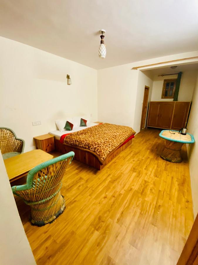 Madpackers Manali Hostel Exterior photo
