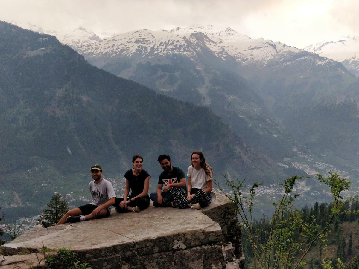 Madpackers Manali Hostel Exterior photo