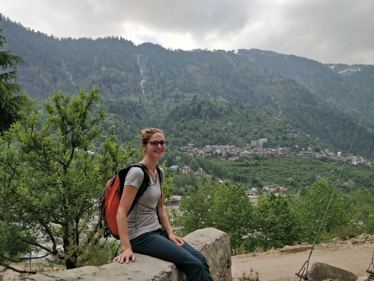 Madpackers Manali Hostel Exterior photo